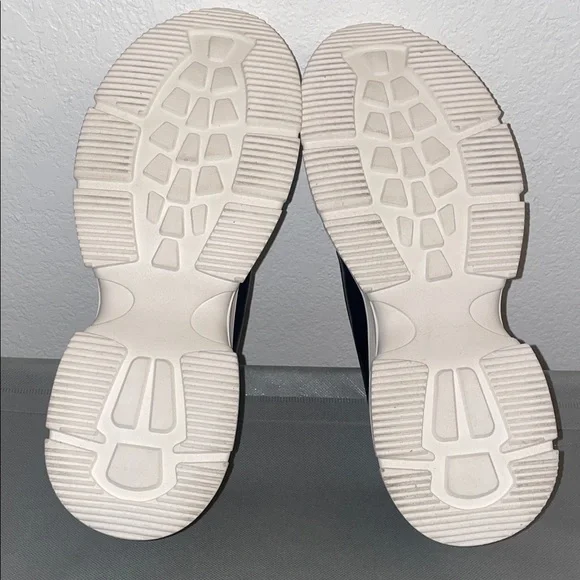 Steve Madden Women's Broder Strappy Platform Sneakers - Picture 9 of 10